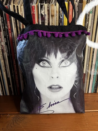 Elvira kreepsville 666 tote - elvira,